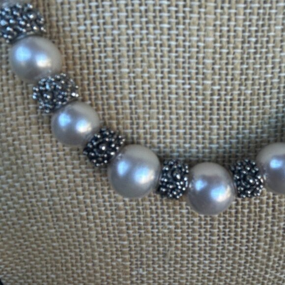 Faux Pearl Silver Bead Magnetic Clasp 16" Necklace - Picture 4 of 8
